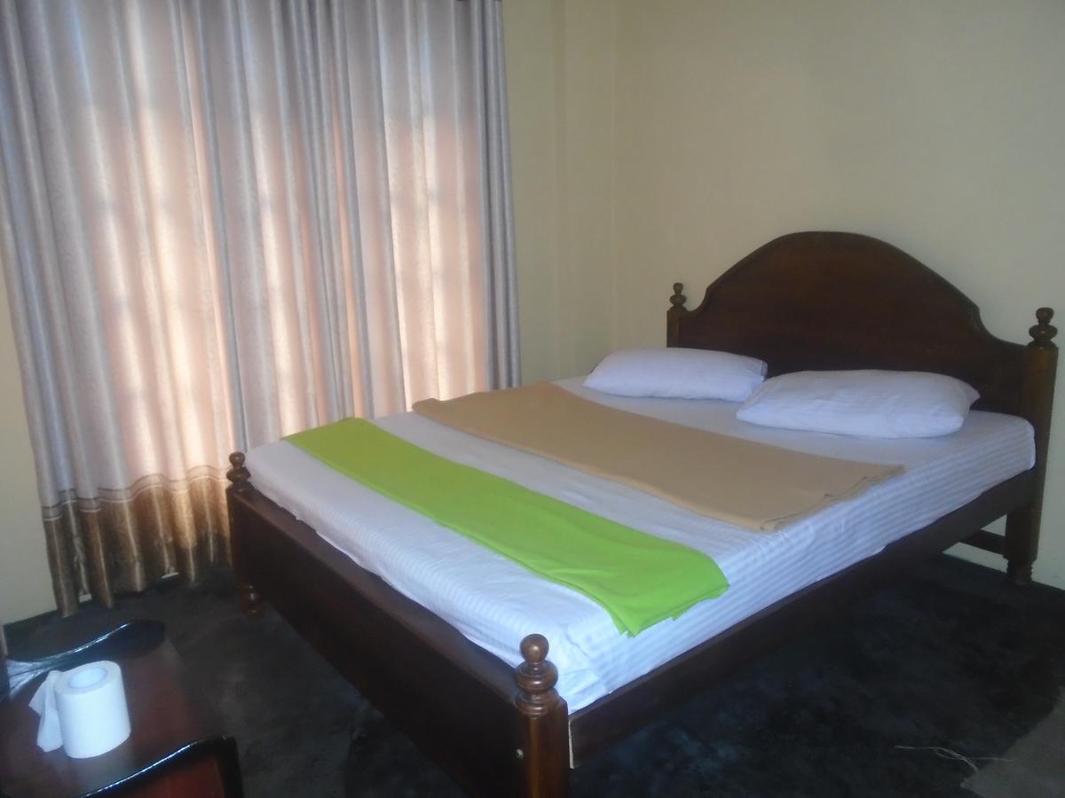 Hotel Ayos Hill Adam'S Peak Free Shuttle Nallathanniya Esterno foto